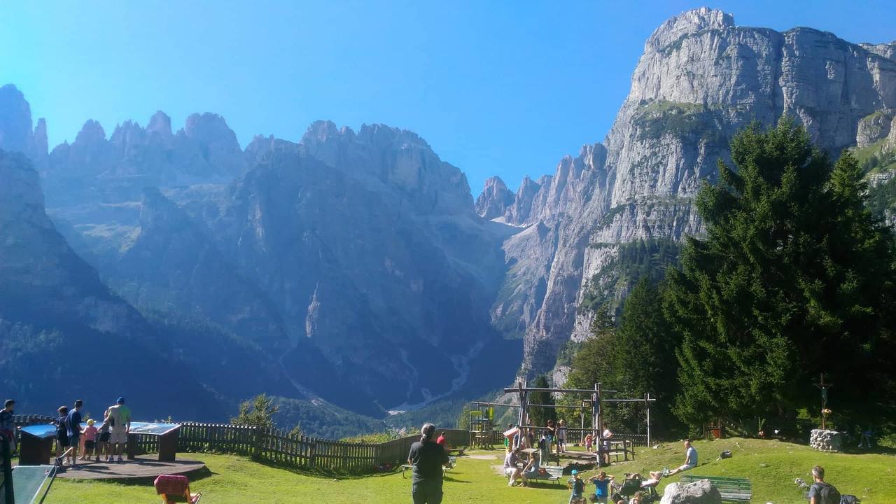 Hotel Panorama Molveno Exterior photo